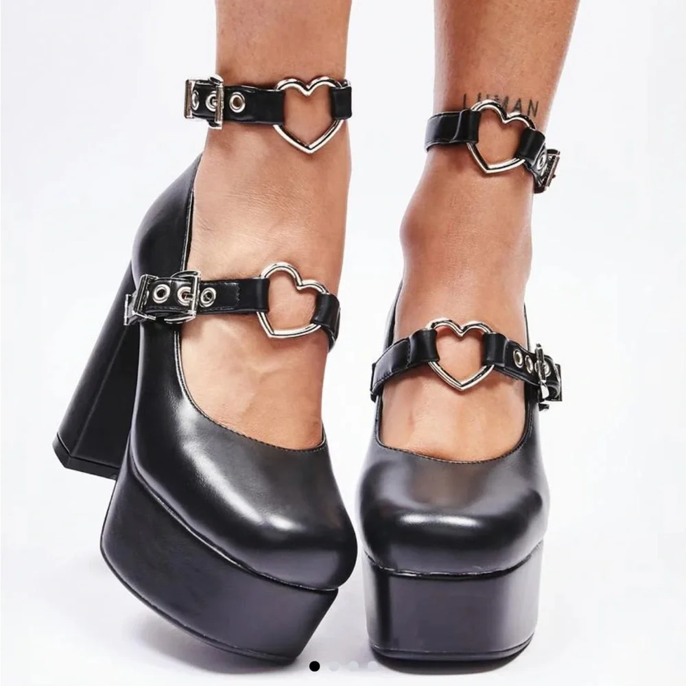 Lamoda Walk with Faith Platform Heels Black